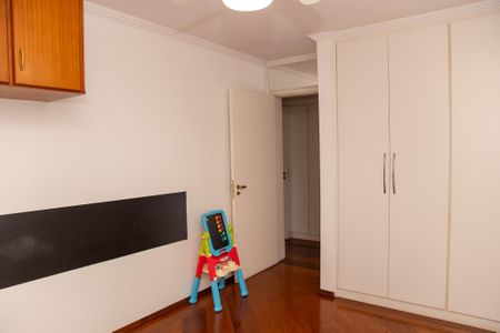 Apartamento à venda com 156m², 3 quartos e 2 vagasQuarto 3