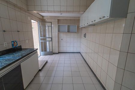 Apartamento para alugar com 120m², 3 quartos e 2 vagasCozinha