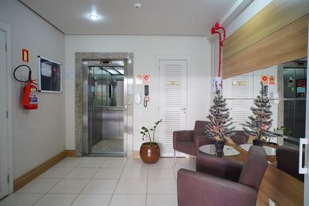 Apartamento à venda com 80m², 3 quartos e 1 vagaHall de entrada