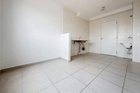 Sala de apartamento para alugar com 2 quartos, 35m² em Cambuci, São Paulo