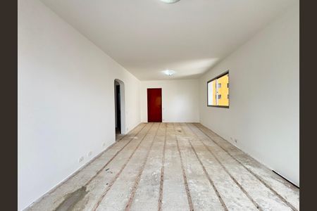 Sala de apartamento para alugar com 3 quartos, 145m² em Indianópolis, São Paulo