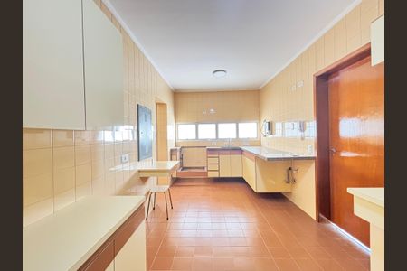 Apartamento à venda com 145m², 3 quartos e sem vagaCozinha