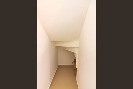 Lavabo de casa de condomínio à venda com 2 quartos, 90m² em Km 18, Osasco