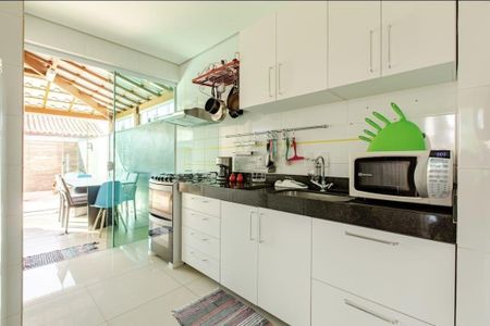 Apartamento à venda com 3 quartos, 160m² em Vila Cloris, Belo Horizonte