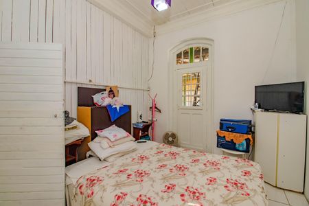 Quarto de casa para alugar com 1 quarto, 60m² em São Geraldo, Porto Alegre