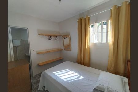 Quarto de casa para alugar com 2 quartos, 65m² em Jacutinga, Belford Roxo