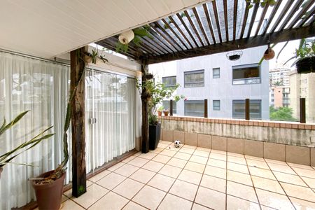 Apartamento à venda com 230m², 3 quartos e 1 vagaCobertura