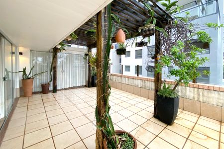 Apartamento à venda com 230m², 3 quartos e 1 vagaCobertura