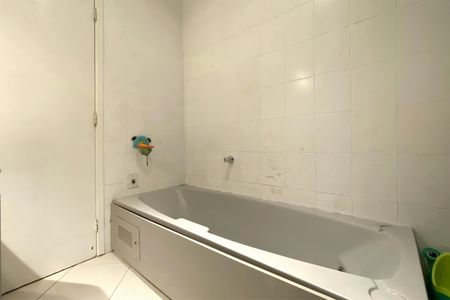 Apartamento à venda com 230m², 3 quartos e 1 vagaBanheiro