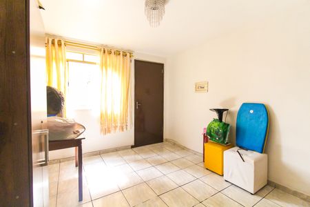 Sala de apartamento para alugar com 2 quartos, 45m² em Vila Jacuí, São Paulo