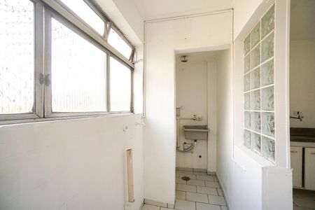 Apartamento à venda com 65m², 3 quartos e 1 vagaÁrea de serviço