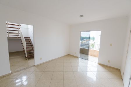 Apartamento para alugar com 3 quartos, 140m² em Residencial Portal da Mantiqueira, Taubaté