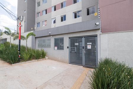 Apartamento para alugar com 39m², 2 quartos e sem vagaFachada e portaria