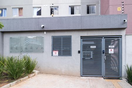 Apartamento para alugar com 39m², 2 quartos e sem vagaFachada e portaria