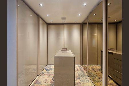 Apartamento para alugar com 244m², 4 quartos e 4 vagas Apartamento para alugar com 244m², 4 quartos e 4 vagasCloset da suíte 3