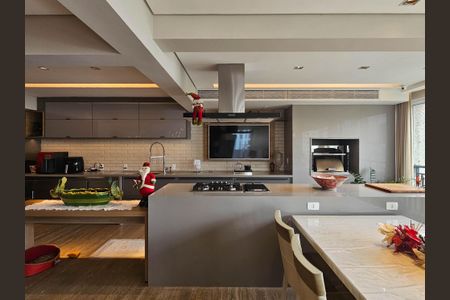 Apartamento para alugar com 244m², 4 quartos e 4 vagas Apartamento para alugar com 244m², 4 quartos e 4 vagasCozinha