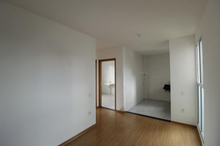 Sala de apartamento para alugar com 1 quarto, 41m² em Rubem Berta, Porto Alegre