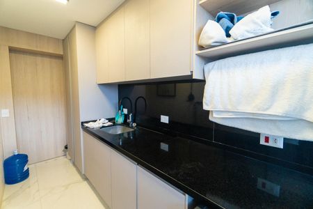 Apartamento à venda com 158m², 3 quartos e 2 vagas Apartamento à venda com 158m², 3 quartos e 2 vagasÁrea de Serviço