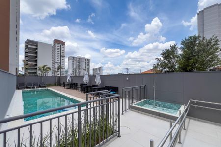 Apartamento à venda com 24m², 1 quarto e sem vagaPiscina