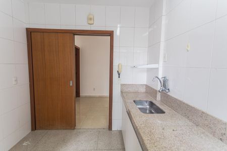 Apartamento à venda com 85m², 2 quartos e 2 vagas Apartamento à venda com 85m², 2 quartos e 2 vagasCozinha