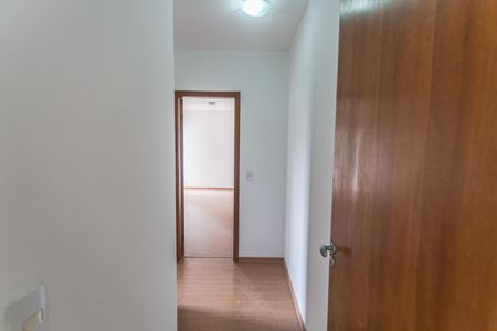 Apartamento à venda com 85m², 2 quartos e 2 vagas Apartamento à venda com 85m², 2 quartos e 2 vagasCorredor