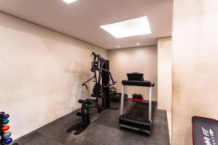 Apartamento à venda com 85m², 2 quartos e 2 vagas Apartamento à venda com 85m², 2 quartos e 2 vagasÁrea comum - Academia