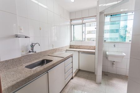 Apartamento à venda com 85m², 2 quartos e 2 vagas Apartamento à venda com 85m², 2 quartos e 2 vagasCozinha