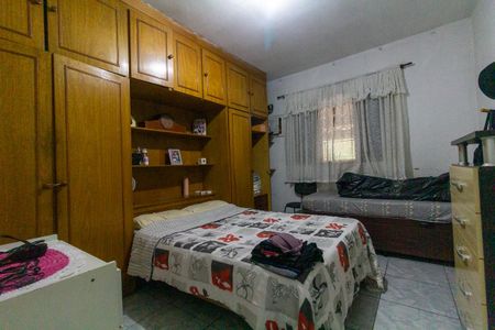 Casa à venda com 80m², 2 quartos e 2 vagasQuarto 1