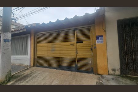 Casa à venda com 80m², 2 quartos e 2 vagasFachada 