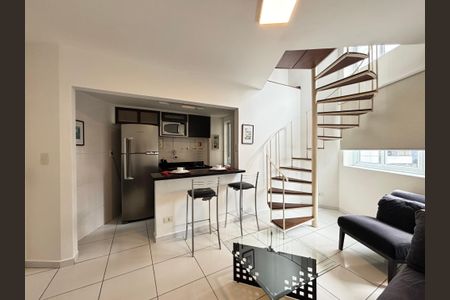 Sala/Cozinha de apartamento para alugar com 1 quarto, 45m² em Vila Nova Conceição, São Paulo