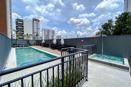Studio à venda com 25m², 1 quarto e sem vagaÁrea comum - Piscina