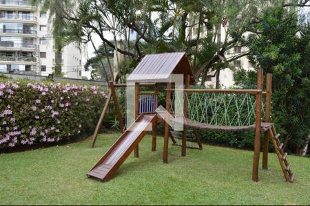 Apartamento para alugar com 118m², 2 quartos e 2 vagas Apartamento para alugar com 118m², 2 quartos e 2 vagasPlayground