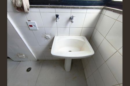 Apartamento para alugar com 118m², 2 quartos e 2 vagas Apartamento para alugar com 118m², 2 quartos e 2 vagasÁrea de Serviço