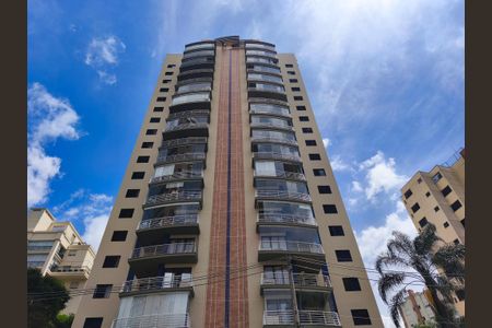 Apartamento para alugar com 118m², 2 quartos e 2 vagas Apartamento para alugar com 118m², 2 quartos e 2 vagasFachada