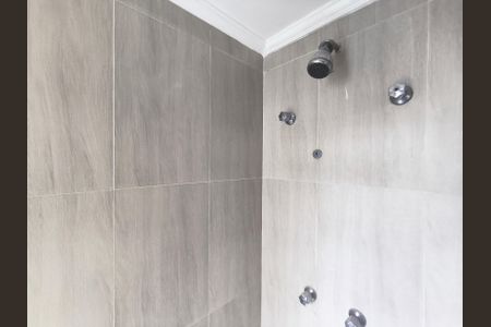 Apartamento para alugar com 118m², 2 quartos e 2 vagas Apartamento para alugar com 118m², 2 quartos e 2 vagasBanheiro da Suíte