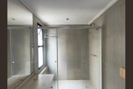 Apartamento para alugar com 118m², 2 quartos e 2 vagas Apartamento para alugar com 118m², 2 quartos e 2 vagasBanheiro da Suíte