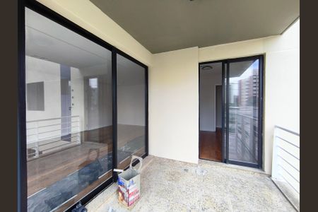 Apartamento para alugar com 118m², 2 quartos e 2 vagas Apartamento para alugar com 118m², 2 quartos e 2 vagasVaranda