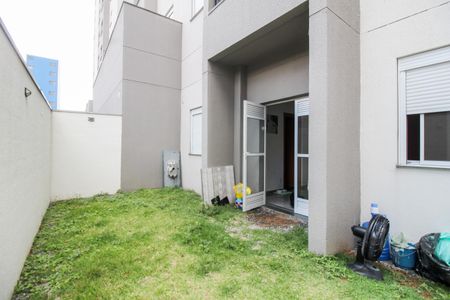 Apartamento para alugar com 61m², 2 quartos e sem vagaQuintal