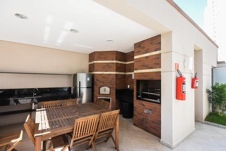 Apartamento à venda com 56m², 2 quartos e 1 vagaChurrasqueira