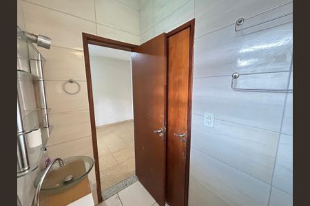 Casa para alugar com 70m², 2 quartos e sem vagaBanheiro