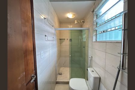 Casa para alugar com 70m², 2 quartos e sem vagaBanheiro