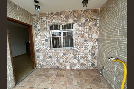 Casa para alugar com 70m², 2 quartos e sem vagaVaranda