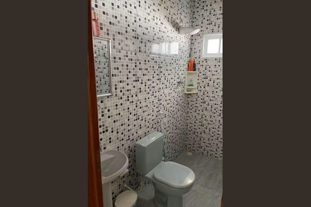 Casa para alugar com 65m², 2 quartos e sem vagaBanheiro