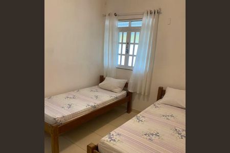 Quarto de casa para alugar com 2 quartos, 65m² em Jacutinga, Belford Roxo