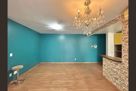 Apartamento para alugar com 3 quartos, 75m² em Industrial , Novo Hamburgo