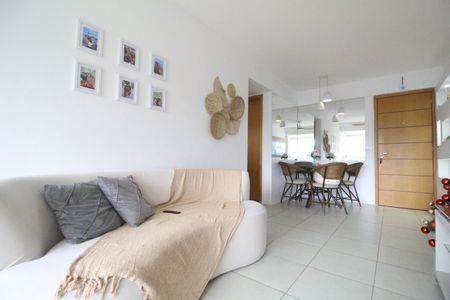 Apartamento à venda com 68m², 2 quartos e 1 vagaSala