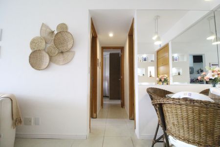 Sala - Corredor de apartamento à venda com 2 quartos, 68m² em Barra Olímpica, Rio de Janeiro