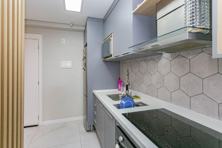 Cozinha de apartamento à venda com 2 quartos, 42m² em Jardim Santa Emilia, São Paulo
