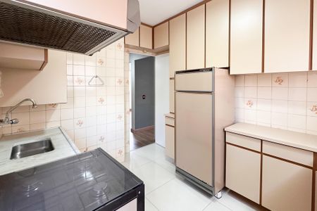 Apartamento à venda com 72m², 2 quartos e 2 vagasCozinha
