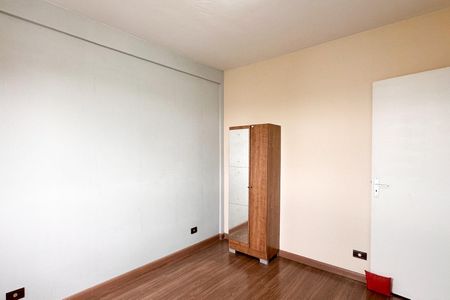 Apartamento à venda com 72m², 2 quartos e 2 vagasQuarto 2